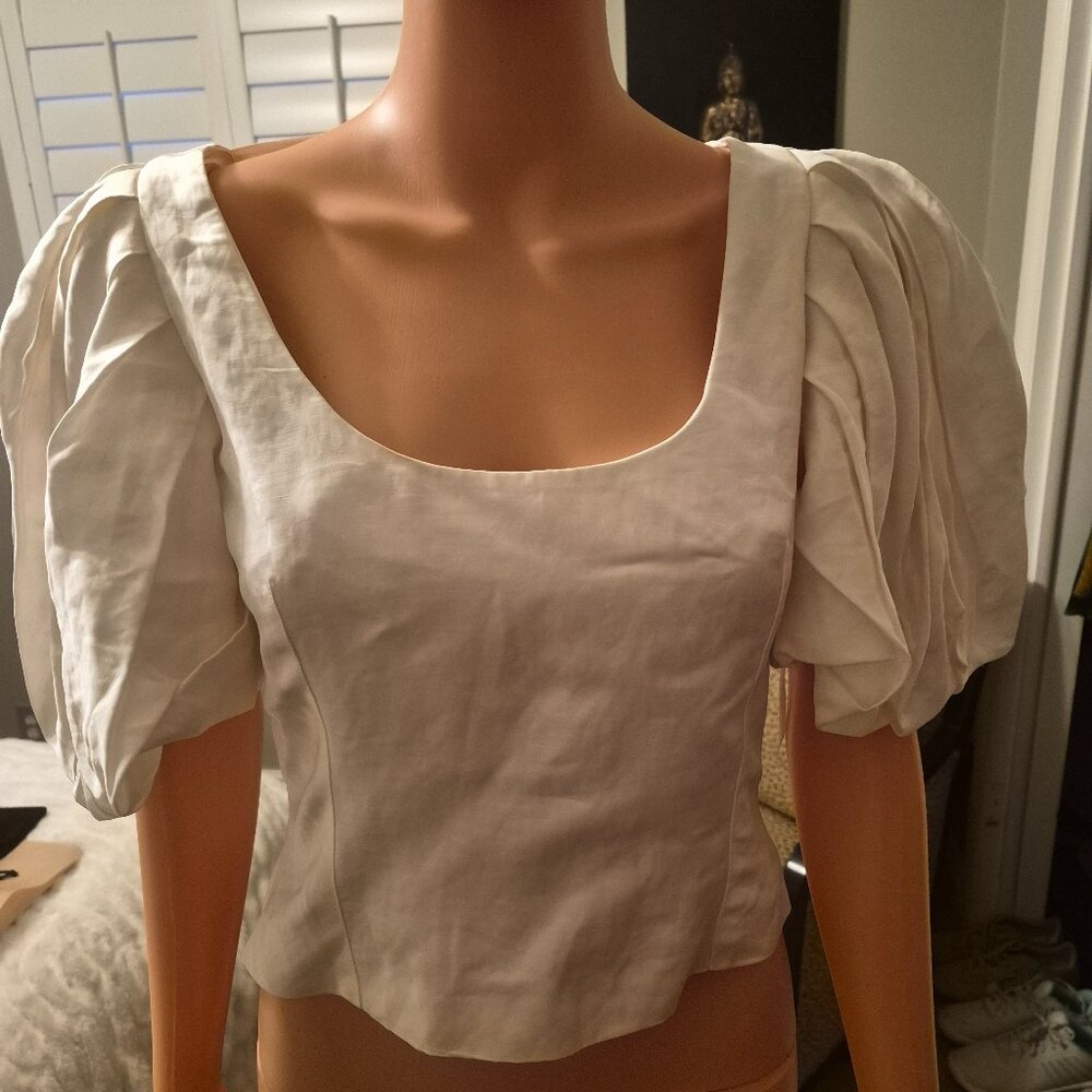 FRAME DENIM Linen Top with Gathered Puff Sleeves.  Size: XS.  Color:  White